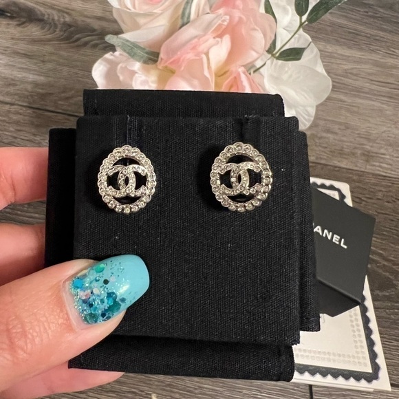 Chanel Crystal CC Oval Stud Earrings - AUTH - Picture 10 of 10